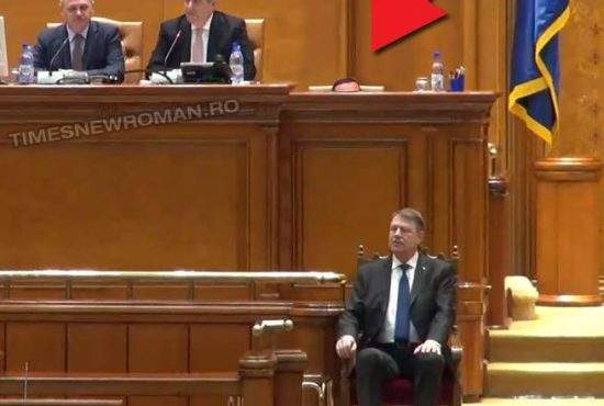 Exclusiv! Grindeanu a fost și el azi în Parlament, dar era pe un scaun foarte mic, în spatele lui Dragnea