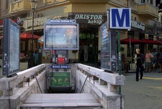 În noaptea dintre ani, Metrorex introduce staţiile Şaorma Dristor 1, Şaorma Dristor 2 şi La Haleală