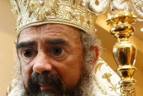 Preot excomunicat de Patriarh, după ce s-a descoperit că nu colaborase cu Securitatea