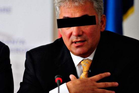 Un politician român a descoperit o nouă dimensiune după ce i s-a spus că ar fi acolo ceva de furat