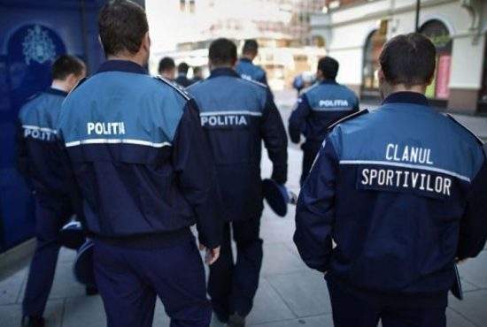 Interlopii vor purta uniforme, ca să nu mai fie prinşi din greşeală de poliţişti