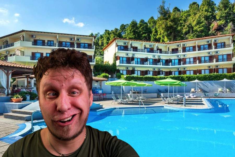 Un caracalean se laudă că a dat țeapă la un hotel din Grecia: a plătit avansul și nu s-a mai dus!