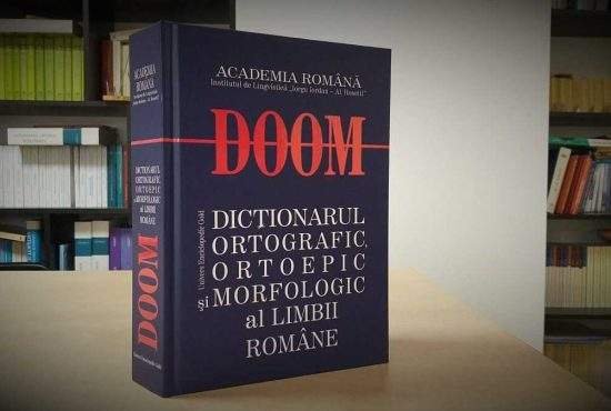 Schimbări în DOOM. Pluralul de la „muscă” va fi „muşti”, ca să aibă sens bancul cu ţânţarii