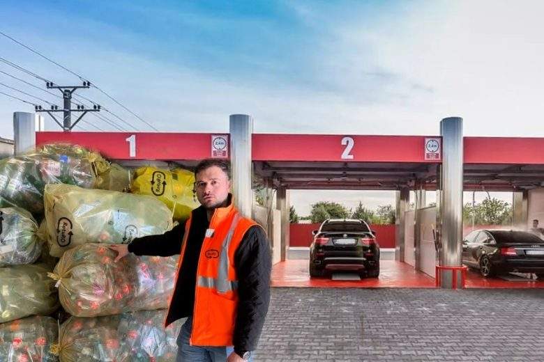 Genial! A apărut un aparat de reciclat care în loc de bani îți dă fise de spălătorie