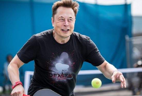 Elon Musk s-a apucat de tenis și a devenit cel mai bogat tenismen din istorie